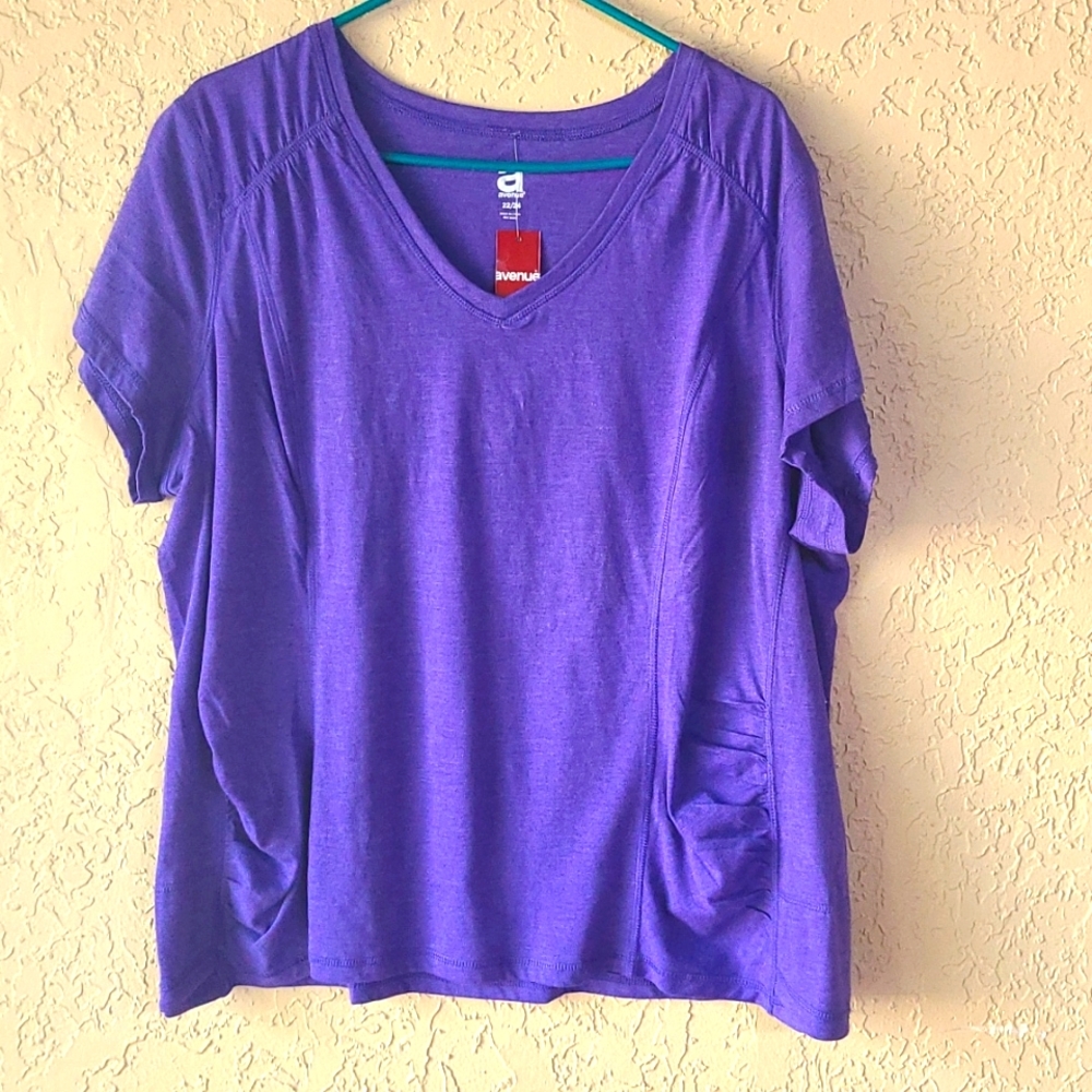 Avenue Active Ruched Shirt-Size 22/24